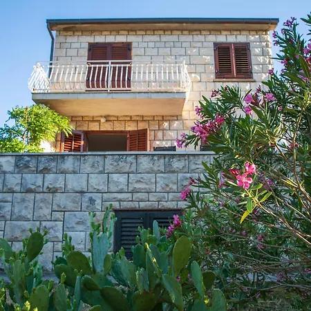 Vacation Home Katarina Supetar Exterior photo