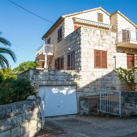 Vacation Home Katarina Supetar Exterior photo