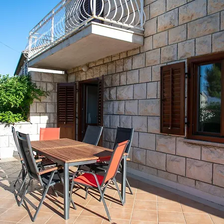 Vacation Home Katarina Supetar Exterior photo